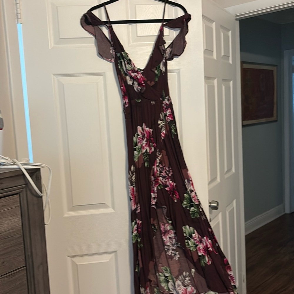 Tropical maxi dress with flutter sleeves